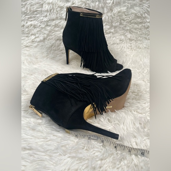 Louise et Cie | Lo-Jayane | Black Fringe Stiletto
Suede Peep Toe Boot - Picture 8 of 11